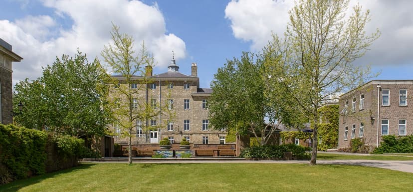 Sevenoaks School